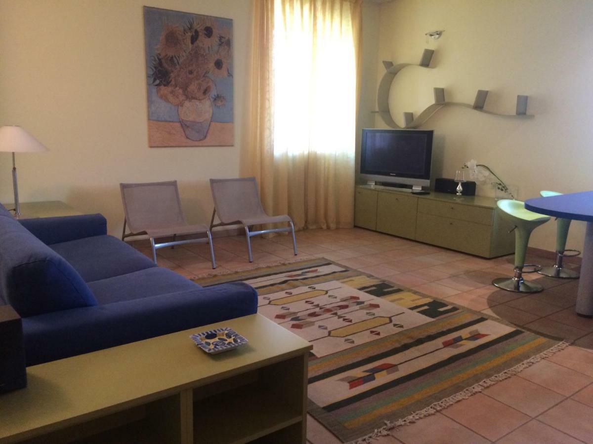 Casa "T" Apartment อัลบา ภายนอก รูปภาพ