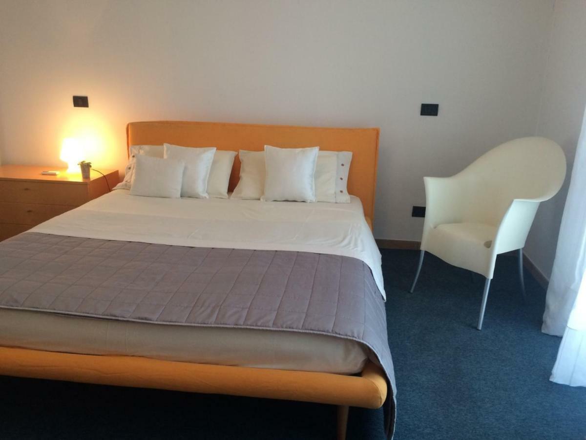 Casa "T" Apartment อัลบา ภายนอก รูปภาพ